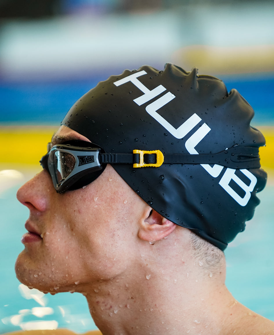 HUUB Aphotic II Swim Goggle - photochromatic auto-darkening swim lens, ratchet strap, spare nose pieces